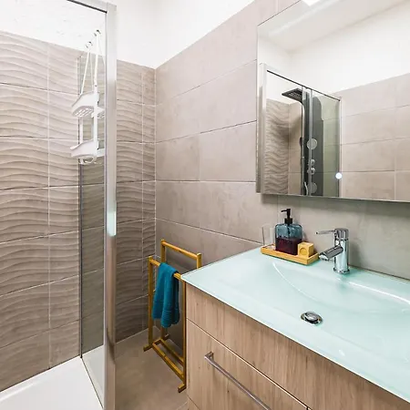 Daire Casa Marazul - *